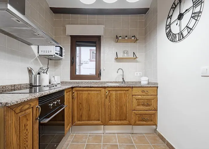 Casa Paredes, * Bronchales