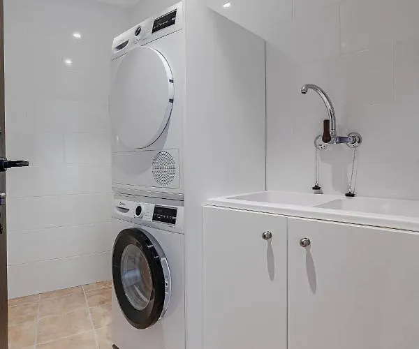 Casa Paredes, * Bronchales